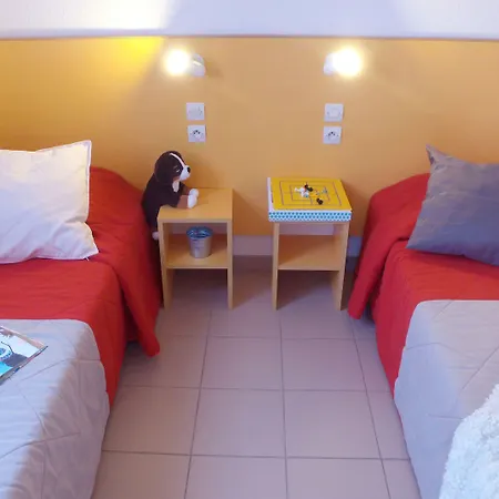 Vvf Le Pays Cathare Carcassonne Holiday park Saissac