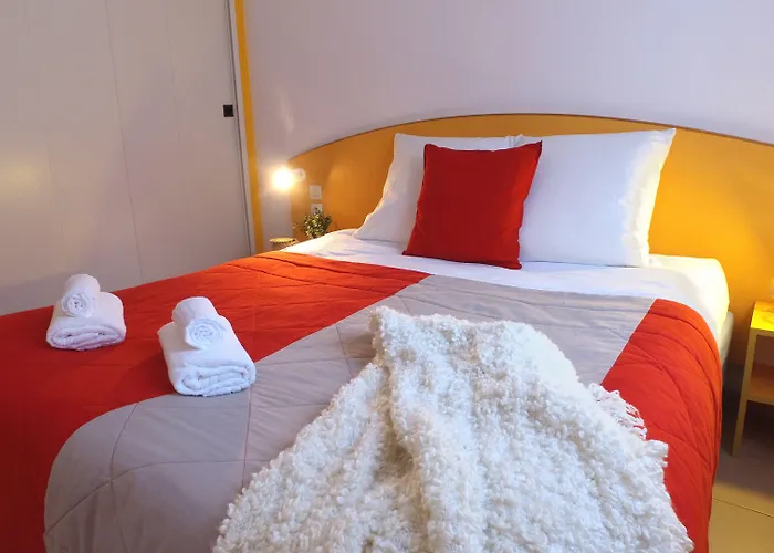 Vvf Le Pays Cathare Carcassonne Parco vacanze